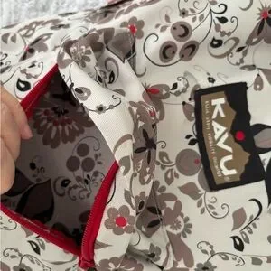 Kavu | Bags | Kavu Floral Print Backpack In Gray And Red  display picture 2